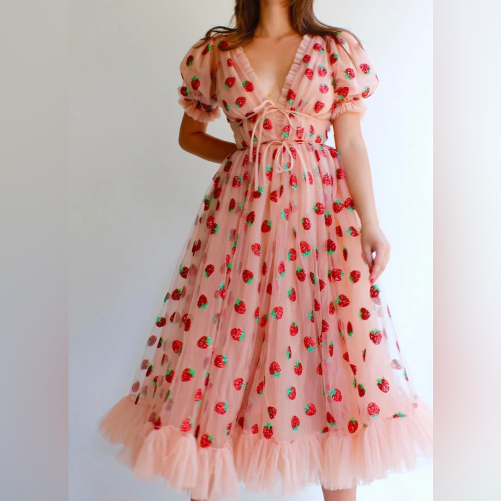 Lirika Matoshi original strawberry dress XL